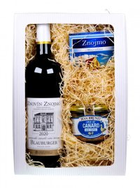 Polosladká láhev červeného vína spolu s francouzskou kachní terinou s hříbkem a mléčnou čokoládou ze Znojma